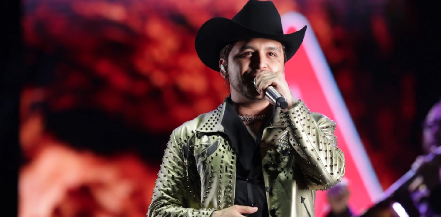 Christian Nodal se une a Sony Music