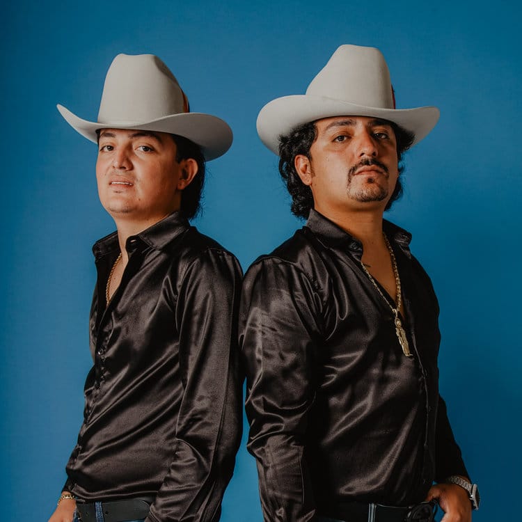 Los Dos Carnales